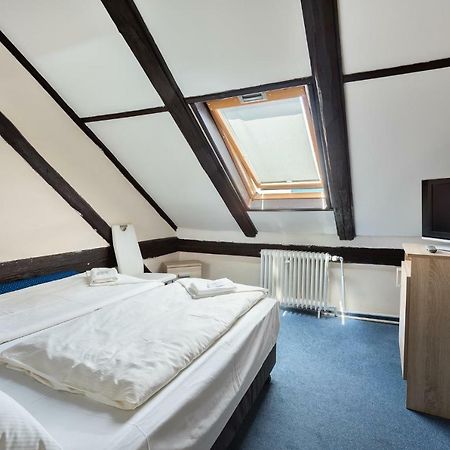 Penzion Hotel Morrison Пльзень Экстерьер фото