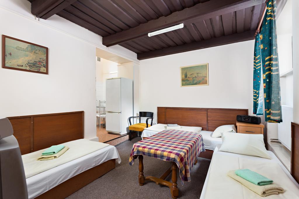 Penzion Hotel Morrison Пльзень Экстерьер фото