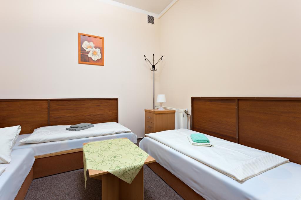 Penzion Hotel Morrison Пльзень Экстерьер фото